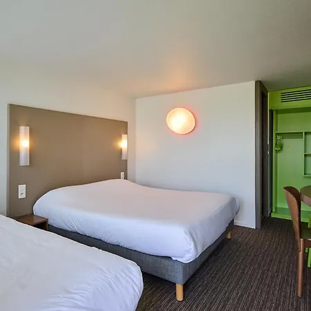 Campanile Le Mans - 3*