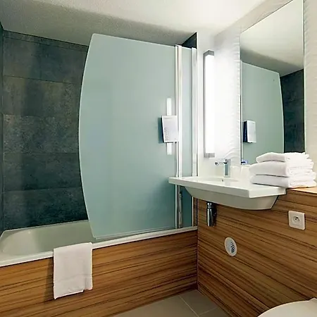 Campanile Le Mans - 3* Arnage