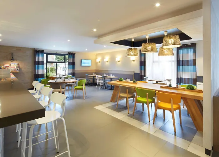 Campanile Le Mans - מלון