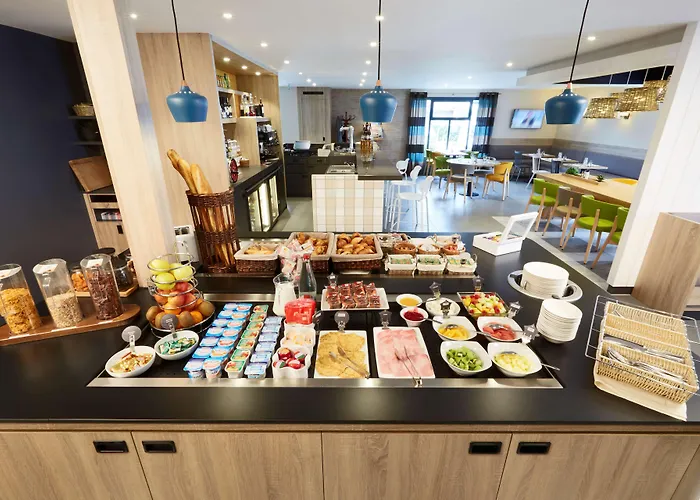 Campanile Le Mans - מלון