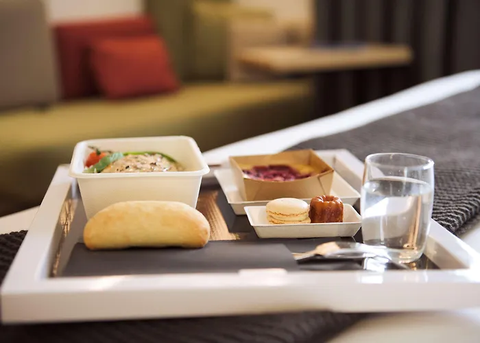 Campanile Le Mans - 3*