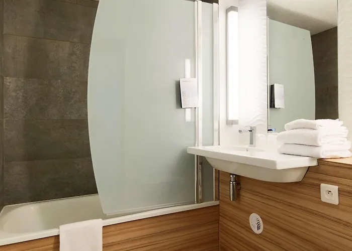 Campanile Le Mans - מלון ארנג'