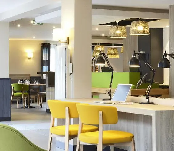 Campanile Le Mans - מלון 3*